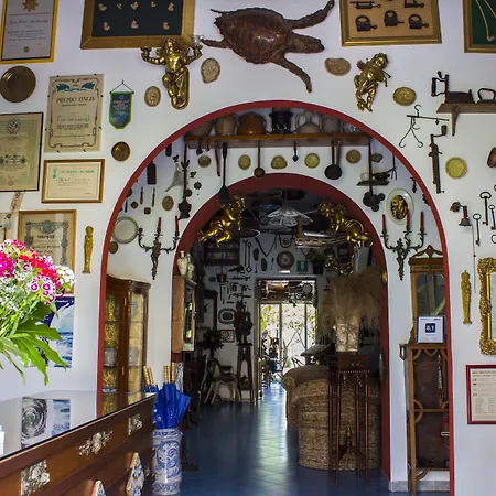 Отель Oriente 3*