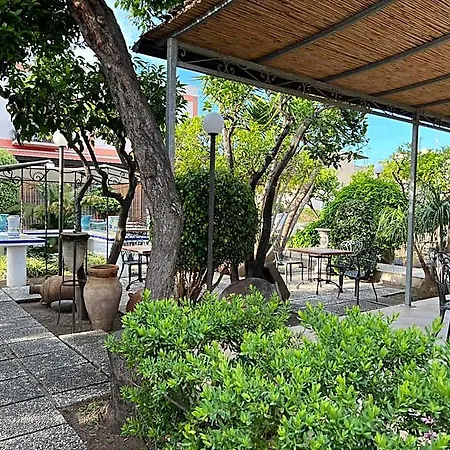 Oriente Hotel Lipari (Isola Lipari)