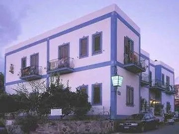 Oriente Hotel Lípara