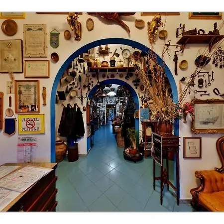 Szálloda Oriente 3*